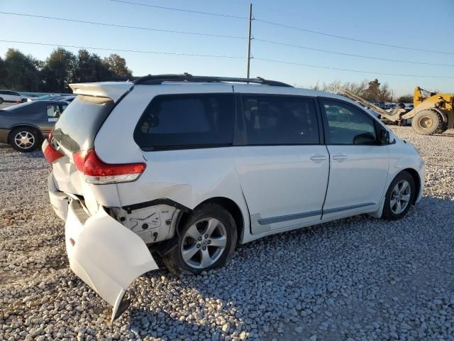 2013 Toyota Sienna LE