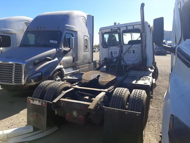 2019 Freightliner Cascadia 125