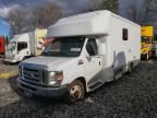 2016 Ford Econoline E450 Super Duty Cutaway Van