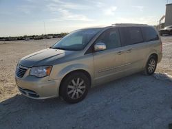 2011 Chrysler Town & Country Touring L en venta en San Antonio, TX