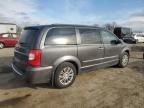 2015 Chrysler Town & Country Touring L