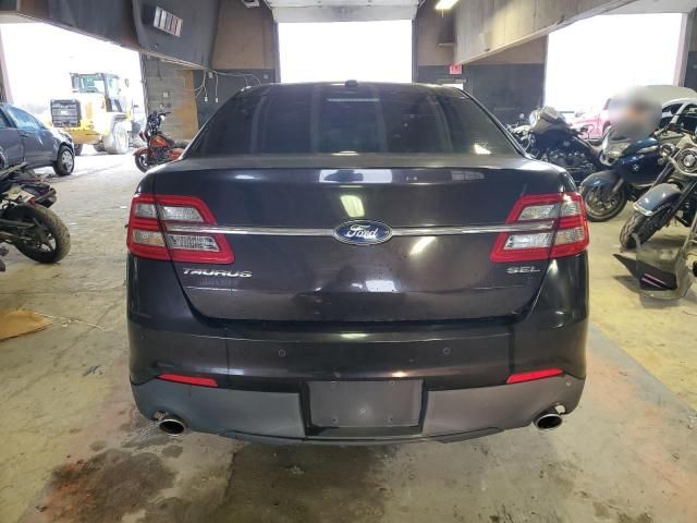 2013 Ford Taurus SEL