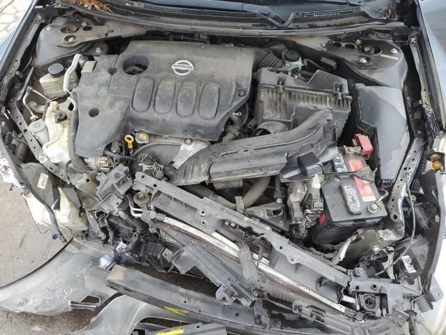 2011 Nissan Altima Base