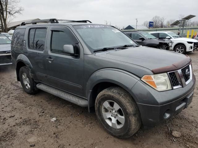 2006 Nissan Pathfinder LE