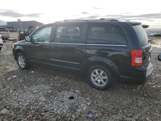 2010 Chrysler Town & Country Touring