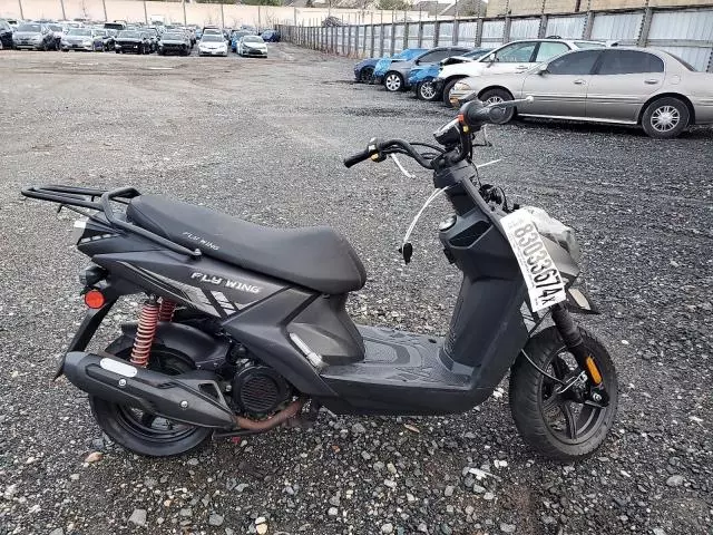 2023 Arrow Moped