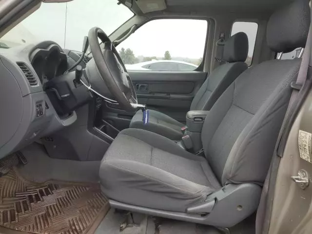 2004 Nissan Frontier King Cab XE