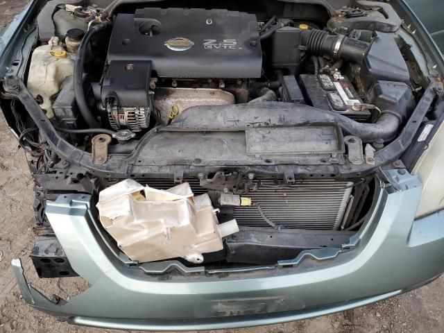 2003 Nissan Altima Base