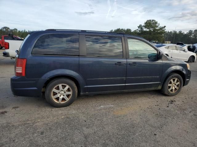 2008 Chrysler Town & Country LX