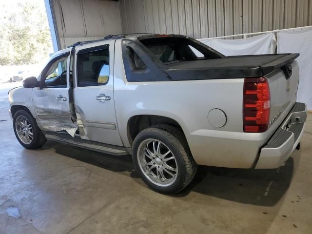 2011 Chevrolet Avalanche LS