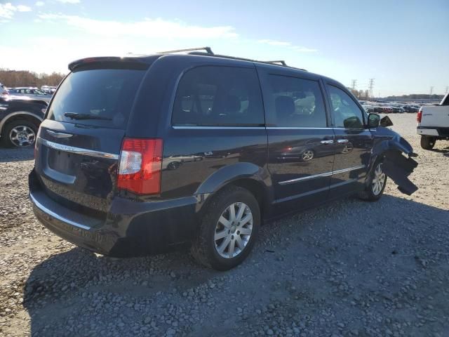 2012 Chrysler Town & Country Touring L