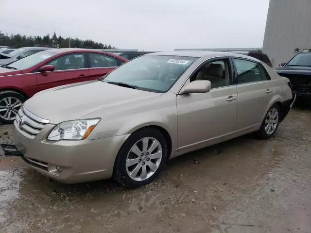 2005 Toyota Avalon XL