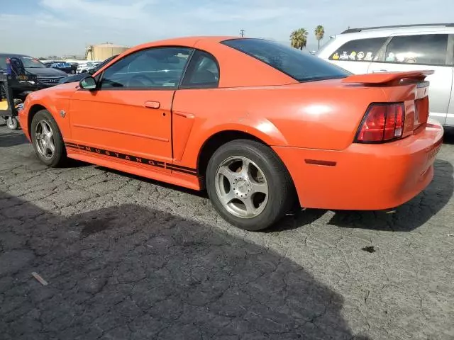 2004 Ford Mustang