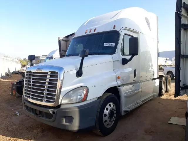 2016 Freightliner Cascadia 125