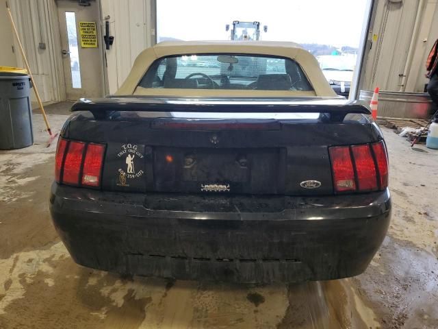 2004 Ford Mustang