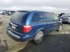 2002 Chrysler Town & Country LX