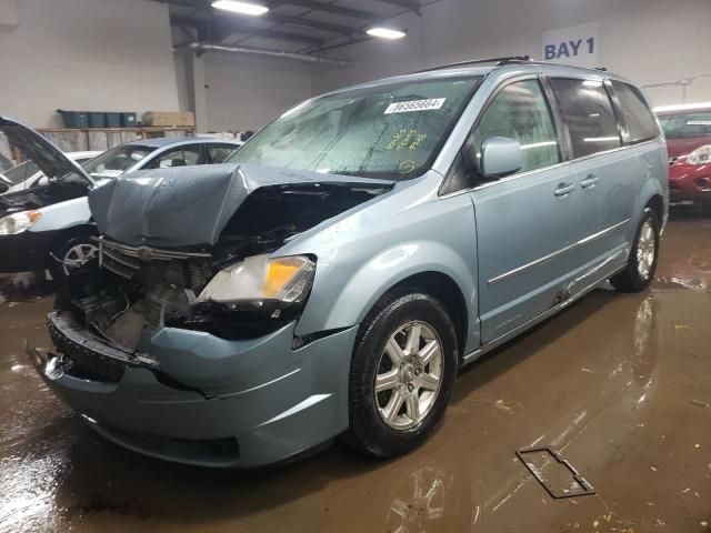 2009 Chrysler Town & Country Touring