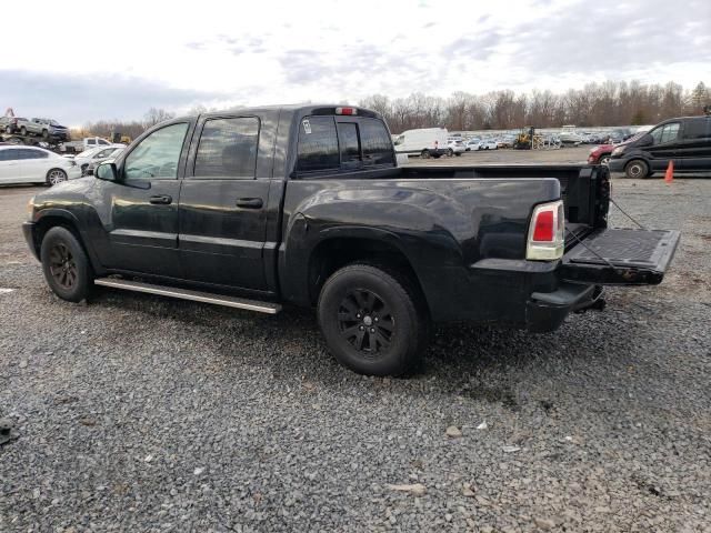 2008 Mitsubishi Raider LS