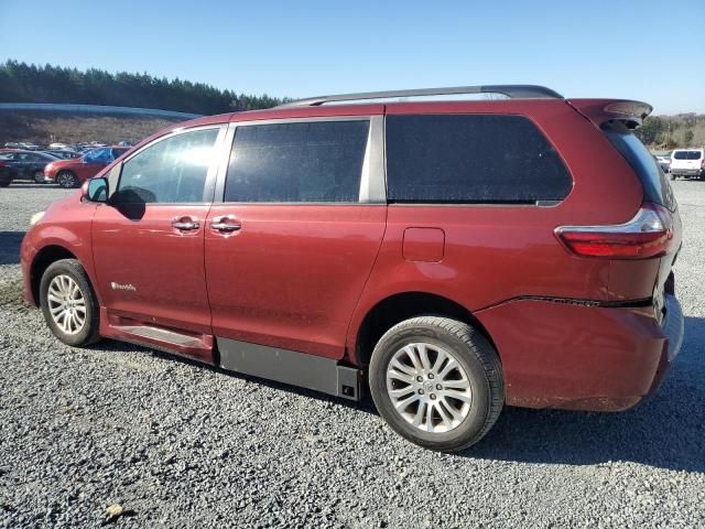 2015 Toyota Sienna XLE