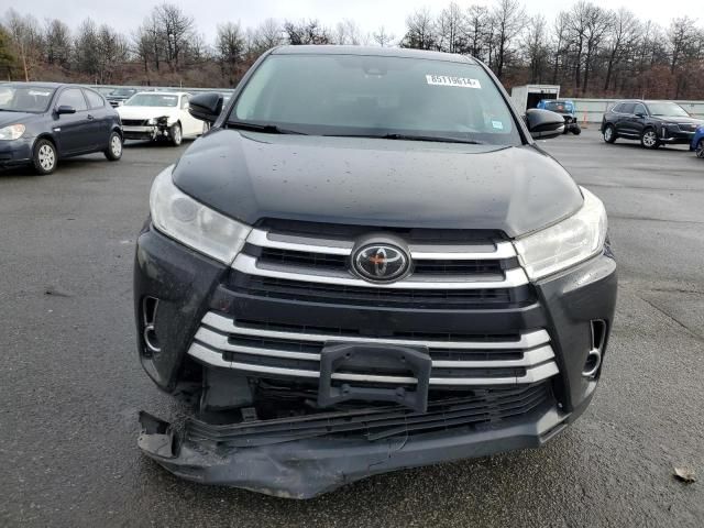 2019 Toyota Highlander LE