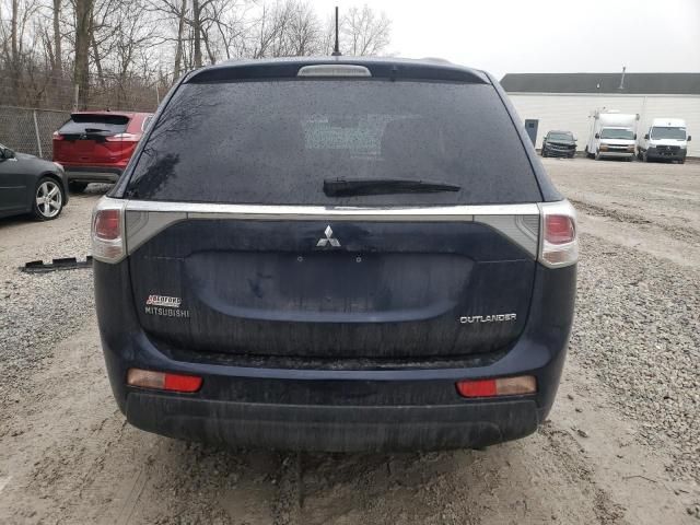 2014 Mitsubishi Outlander ES