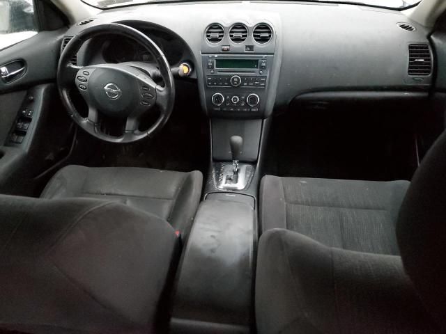 2010 Nissan Altima Base