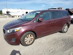 KIA Sedona lx Vehiculos salvage en venta: 2017 KIA Sedona LX