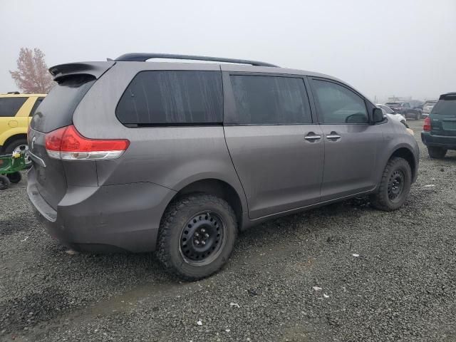 2014 Toyota Sienna XLE