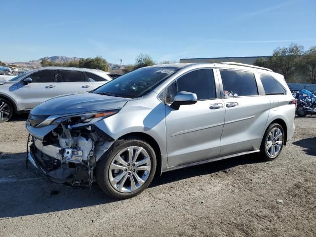 2023 Toyota Sienna Limited