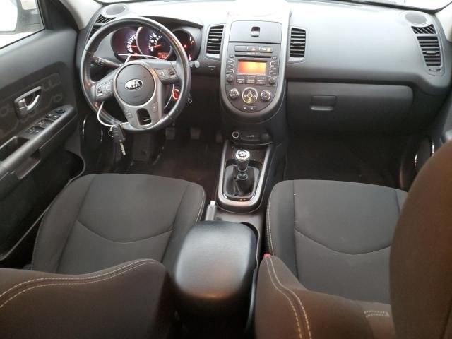 2013 KIA Soul +