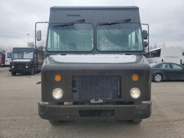 2009 Freightliner Chassis M Line WALK-IN Van