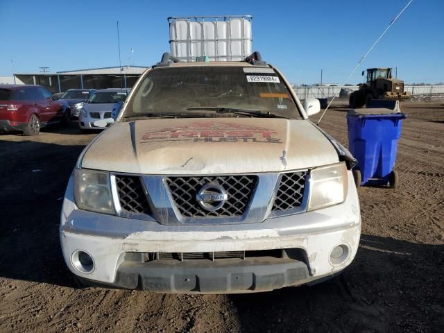 2005 Nissan Frontier Crew Cab LE