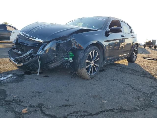 2014 Chrysler 200 Touring