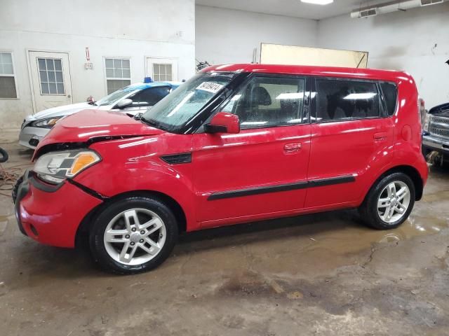 2010 KIA Soul +