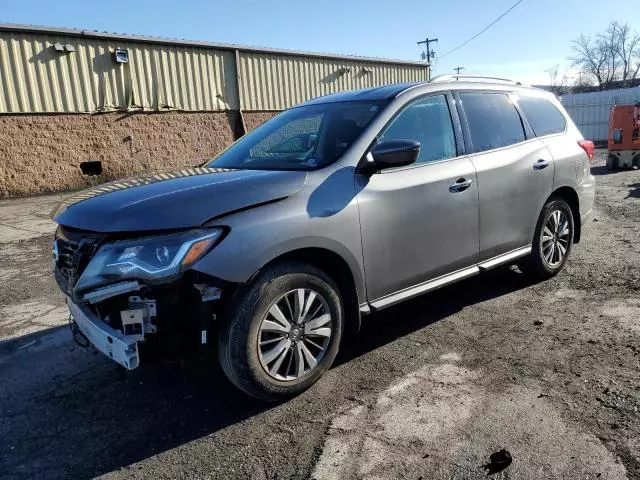 2019 Nissan Pathfinder S