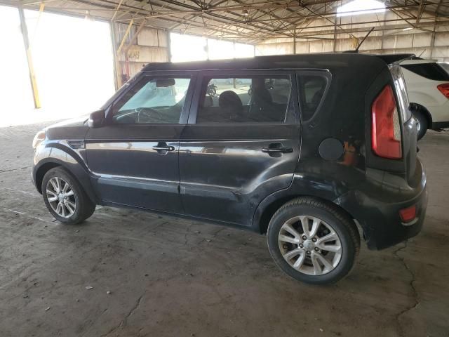 2013 KIA Soul +