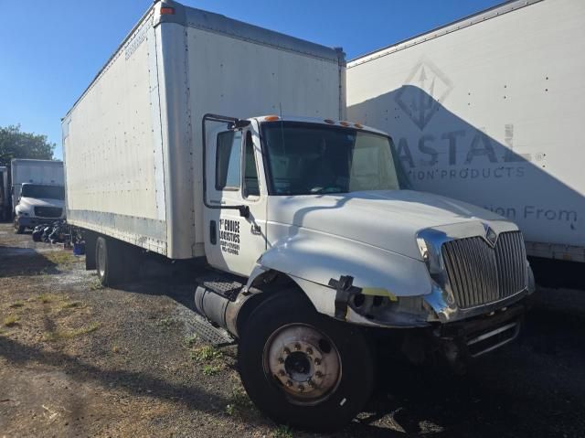 2005 International 4000 4300