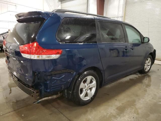 2012 Toyota Sienna LE