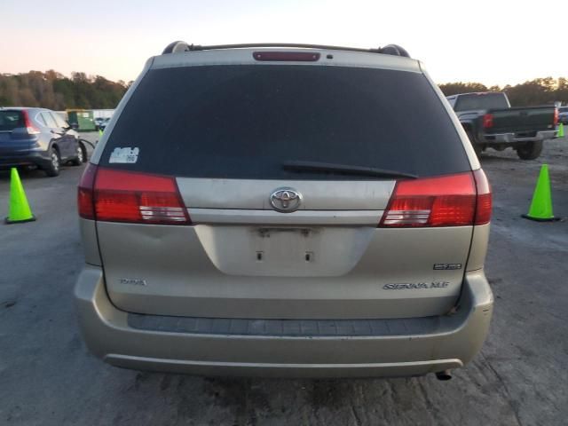 2004 Toyota Sienna XLE