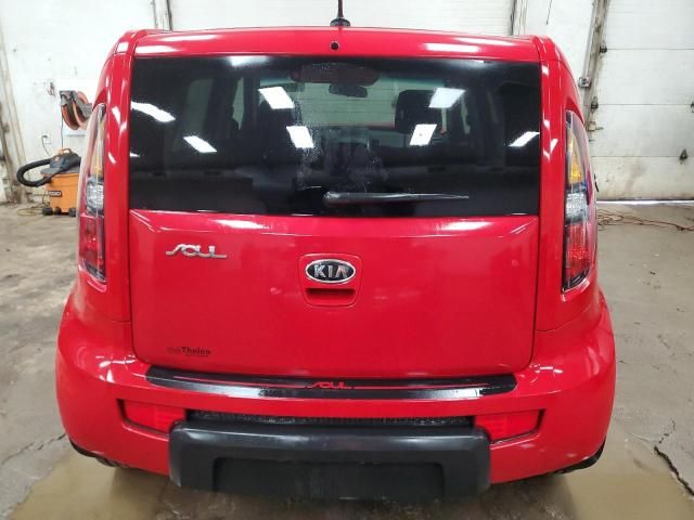 2010 KIA Soul +