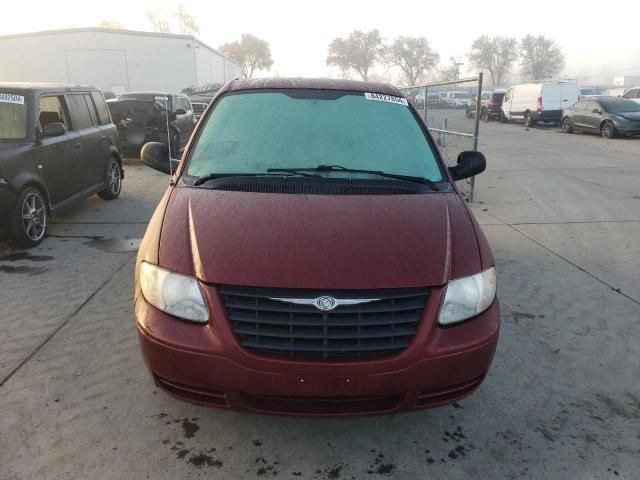 2007 Chrysler Town & Country LX