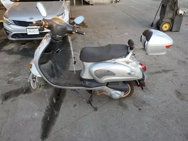 2008 FLY Scooter