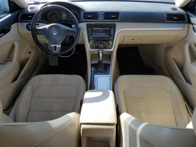 2012 Volkswagen Passat SE