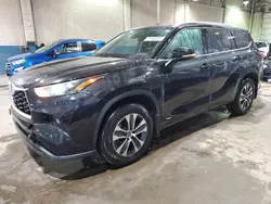 Vehiculos salvage en venta de Copart Woodhaven, MI: 2022 Toyota Highlander Hybrid XLE