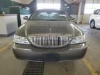 2003 Lincoln Town Car Signature