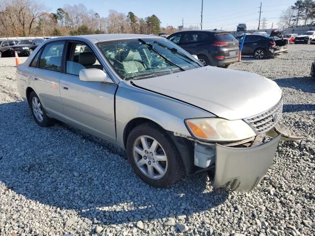 2004 Toyota Avalon XL