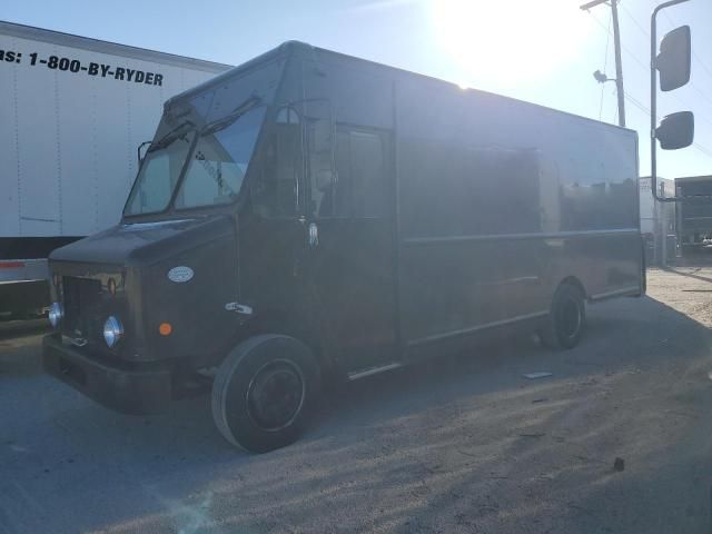 2009 Freightliner Chassis M Line WALK-IN Van