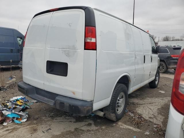 2017 Chevrolet Express G2500