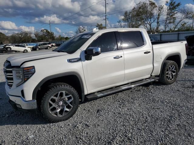 2022 GMC Sierra K1500 SLT