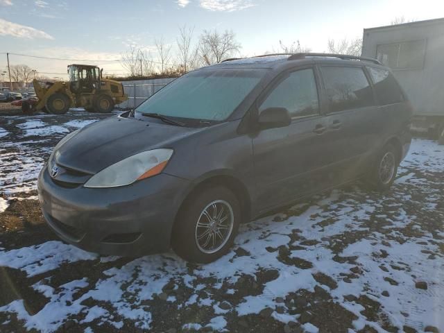 2006 Toyota Sienna CE